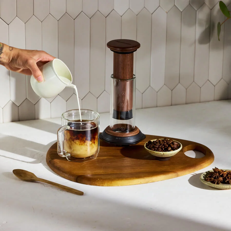 AeroPress Premium Walnut