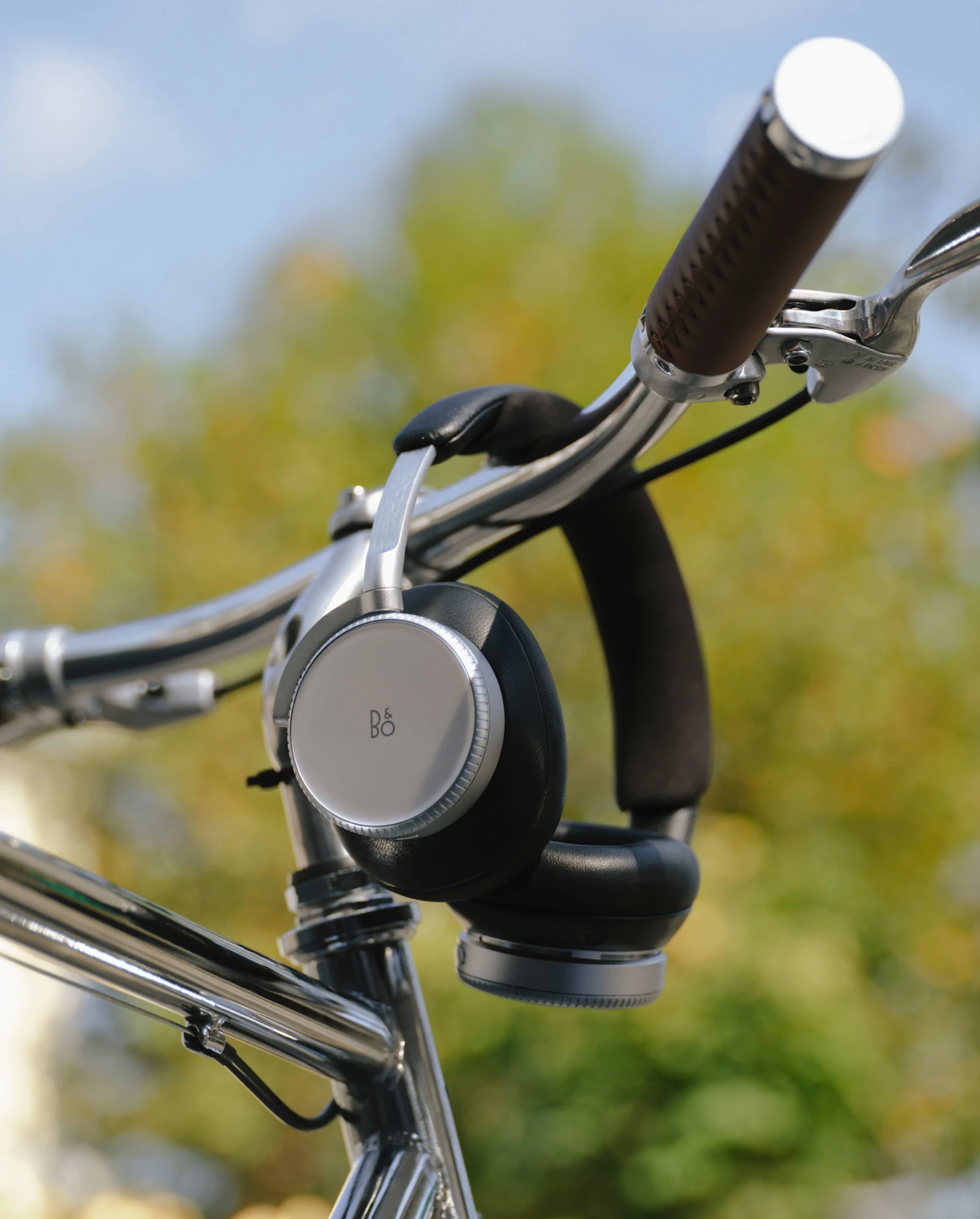 Beoplay H100 x Fragment Design