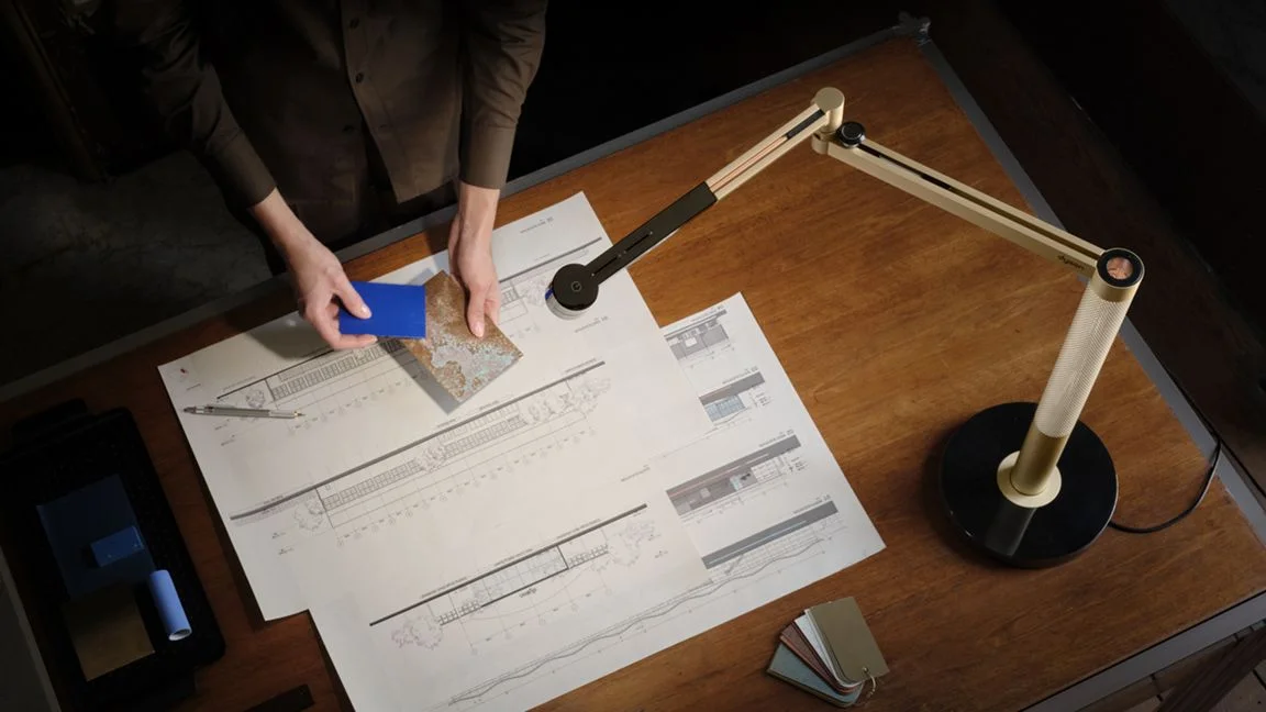 Dyson SolarCycle Morph Desk Lamp