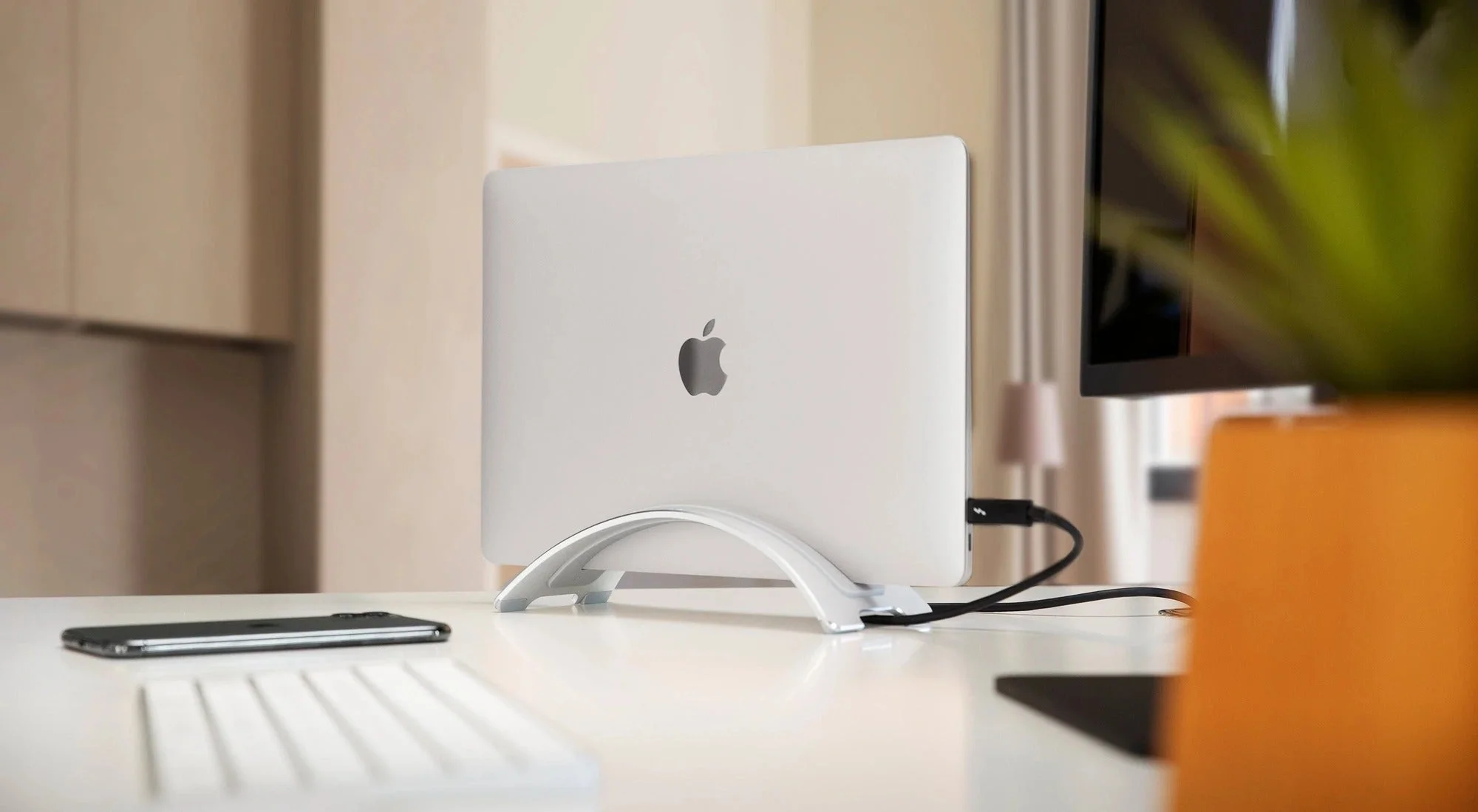Twelve South BookArc for MacBook